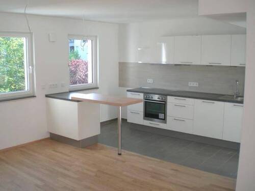 Offene Küche mit Einbauküche - Neuwertige 3 Zi. Wohnung in Stein Wohnung mieten