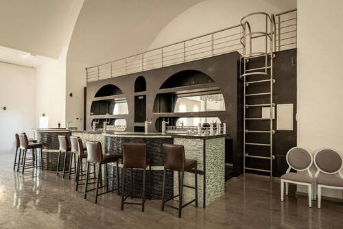 Bar auf der Empore - 