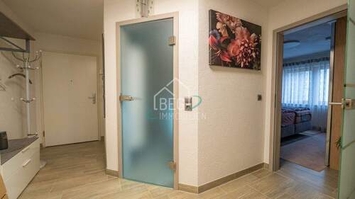 Eingangsbereich - 2 Zimmer Etagenwohnung in Crailsheim