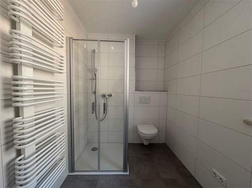 Blick ins Badezimmer - 