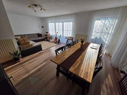 Lichtdurchflutetes Wohn- und Esszimmer - Ihr neues Zuhause - ruhig gelegene Doppelhaushälfte mit Garten