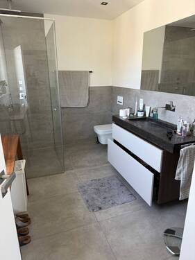 Badezimmer - Obergeschoß - 