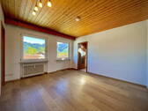 Bild 1 - Sofort bezugsfertig! Ruhig gelegene 2-Zimmer-Wohnung mit Garage in Grassau