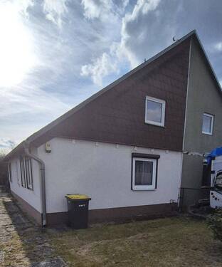 Bild 1 - DHH in Karow **für Handwerker Abriss und Neubau**