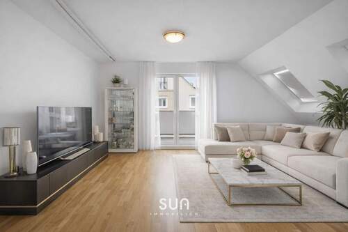 Wohnzimmer - 6 Zimmer Etagenwohnung zum Kaufen in Neu-Isenburg