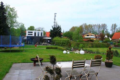 Gartenansicht von 3.Terrasse - Einfamilienhaus mit 272,00 m&sup2; in Oldenburg zum Kaufen