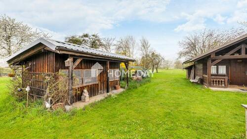 Nebenhaus - 