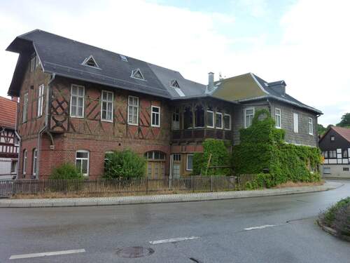 Ansicht - 1-2 Familienhaus teilsaniert und mit viel Potential in Unterwirbach