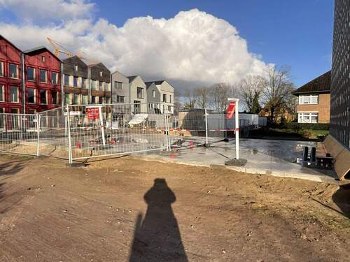 Der Aufbau des Endhauses beginnt 2 - 