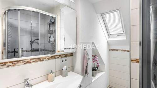 2. OG Badezimmer 3 - 