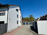 Hofeinfahrt - 3 Zimmer Etagenwohnung in Cadolzburg