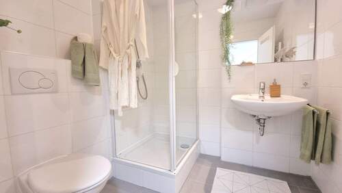 Duschbad im Untergeschoss - 