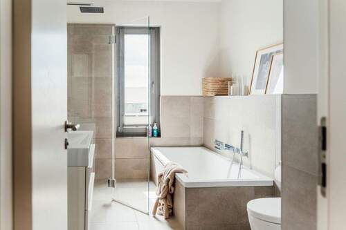 Tageslichtbad (Schlafetage) - 