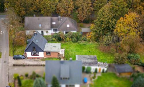 Haus, Garten und Garage - 