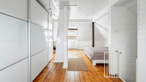 2. OG Schlafzimmer 1 - 