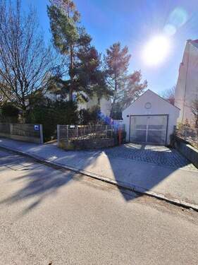 Tiefgarageneinfahrt - 