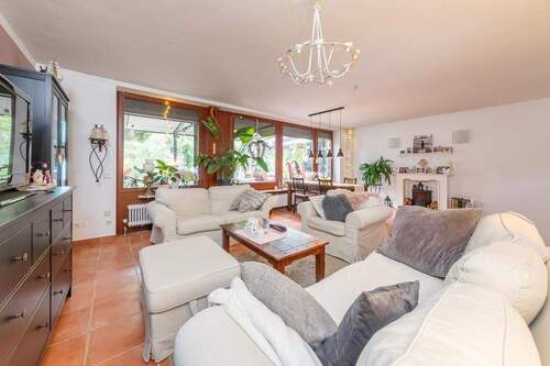 ... mit großen Fenstern - 