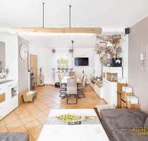 Gepflegtes Einfamilienhaus mit Einliegerwohnung, auf großem Grundstück in Kelheim, zu verkaufen.