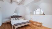Haushälfte rechts SB Zimmer mit Fenstersitz - 