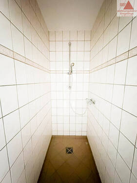 Dusche UG - 