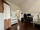 Dachgeschoss: Schlafzimmer 1 - 