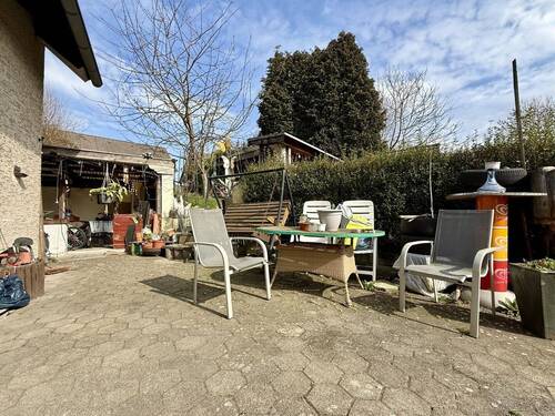 Freisitz am Eingangsbereich - Einfamilienhaus mit 100,00 m&sup2; in Fröndenberg-Mitte zum Kaufen