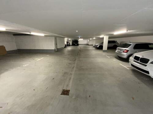 Tiefgarage - 