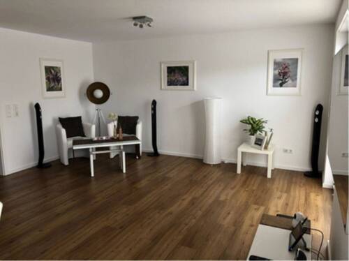 Wohnzimmer - 5 Zimmer Doppelhaushälfte zum Kaufen in Elsdorf