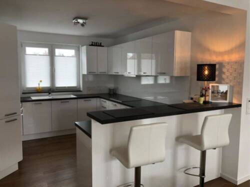 Küche - 5 Zimmer Doppelhaushälfte in Elsdorf