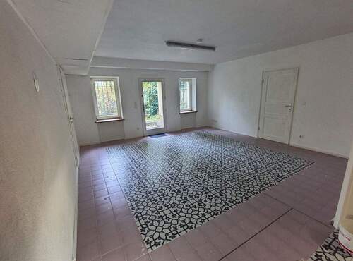 Wohnraum mit Gartenzugang - 