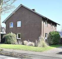 Großes Einfamilienhaus mit großer Garage und Vollkeller in Dülmen provisionsfrei zu verkaufen!