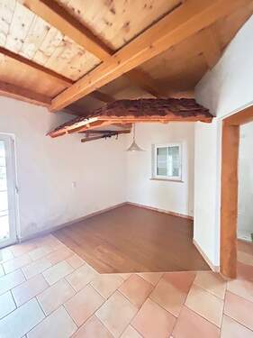 Kurze Wege zum Essen - 4 Zimmer Einfamilienhaus in Burgthann / Unterferrieden