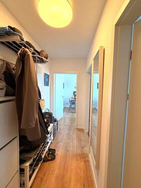 Flur - Etagenwohnung mit 52,00 m&sup2; in Wuppertal zur Miete