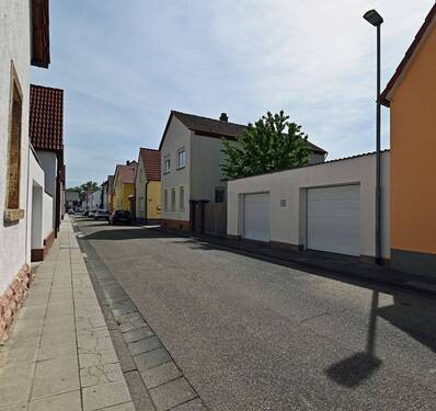AU Straßenansicht DSC_1961.jpg - 