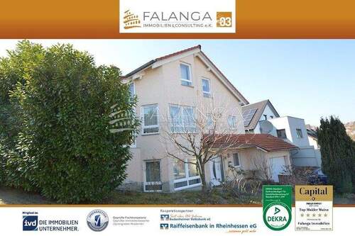 Titel Haus - Falanga Immobilien - RAUMWUNDER! Charmantes & gemütliches EFH mit reichlich Platz und Fernblick in Essenheim