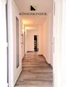 breiter, heller Flur - 