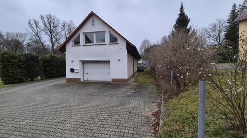 Ansicht Straßenseite - 4 Zimmer Einfamilienhaus zum Kaufen in Bad Muskau