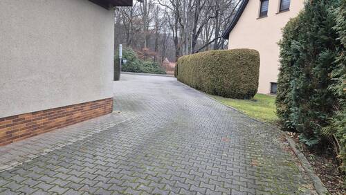 Grundstückseinfahrt - 4 Zimmer Einfamilienhaus in Bad Muskau