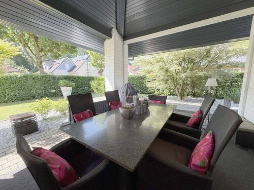 Überdachte Terrasse - 