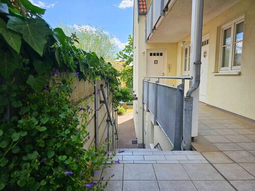 Hauseingangstreppe - 