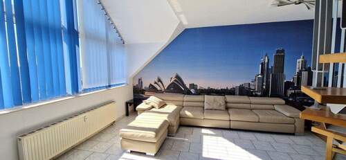 Wohnzimmer - Moderne 4,5-Zimmer Wohnung, Traumhafte Aussicht, Garage, Provisionsfrei!