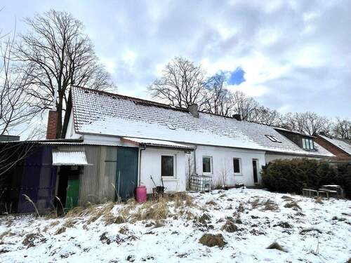 Ansicht Hof - Doppelhaushälfte mit 145,60 m&sup2; in Bartow / Pritzenow zum Kaufen