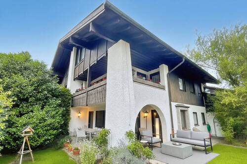 Vorderhaus - 