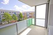 Balkon - Etagenwohnung mit 60,70 m² in Halle (Saale) zur Miete