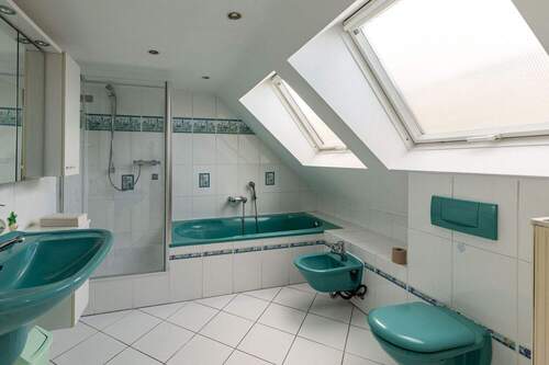 Elternbad am Schlafzimmer - 