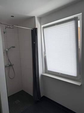 Dusche im Bad Obergeschoß - 