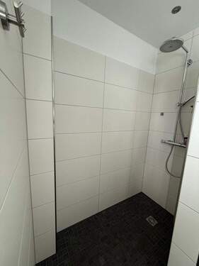 Dusche Gäste WC Erdgeschoß - 