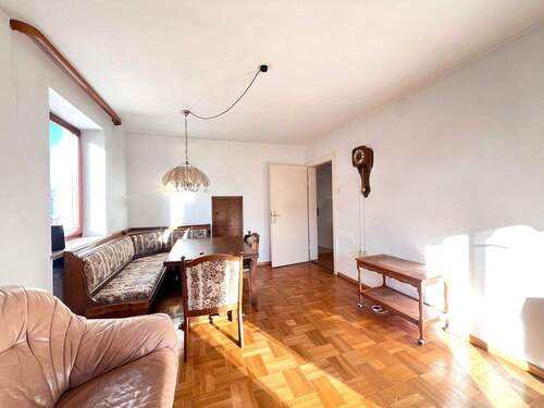 Esszimmer - 7 Zimmer Einfamilienhaus in Rottenburg an der Laaber