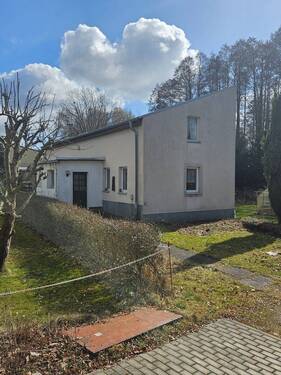 Hausansicht - 3 Zimmer Einfamilienhaus in Dresden