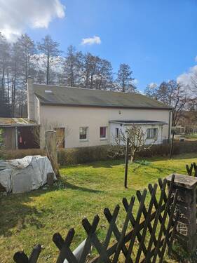 Hausansicht - Einfamilienhaus mit 80,00 m&sup2; in Dresden zum Kaufen